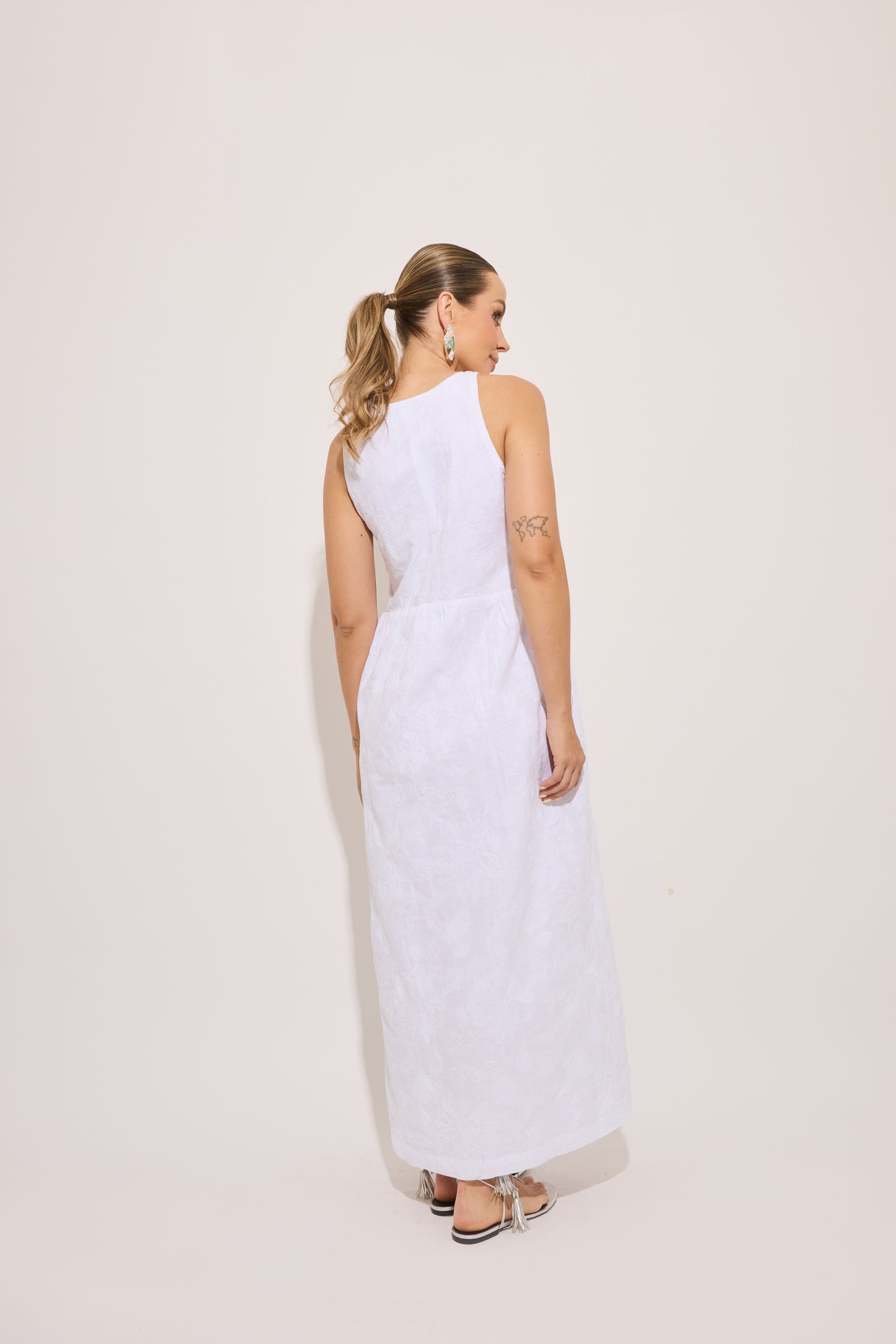 VESTIDO FLORA