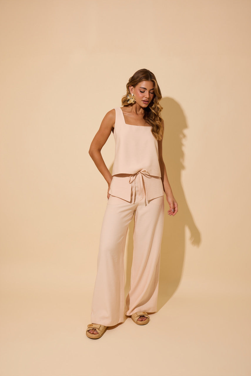 CALÇA FABI / CALÇA RETA COM SOBREPOSIÇÃO